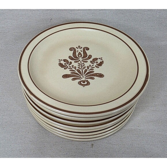 Vintage Pfaltzgraff Village Bread or Appetizer Plates – Set of 8 (1980s Mark) - Picture 4 of 10